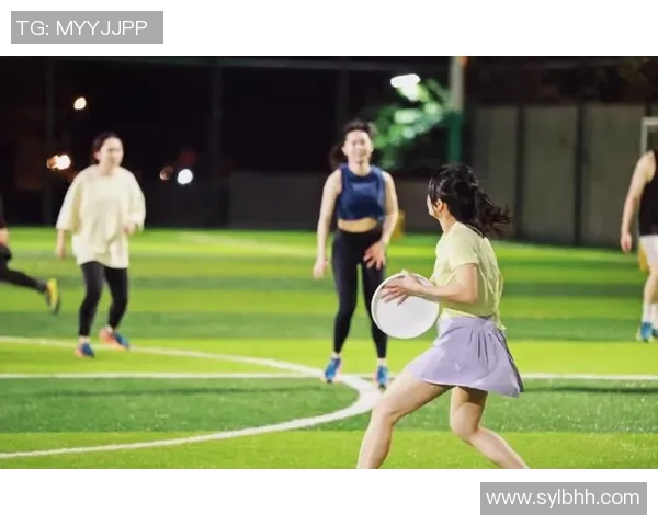 重庆飞盘队的团队协作之道：如何在飞盘运动中实现默契与信任